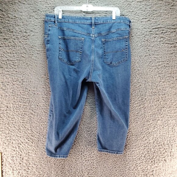 Lee Jeans Womens 20W Blue Relaxed Fit Mid Rise Denim Capris - Picture 8 of 9